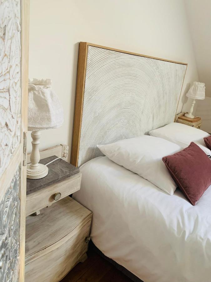 Maebrilu Camargue Provence Bed & Breakfast Salin-de-Giraud Exterior photo